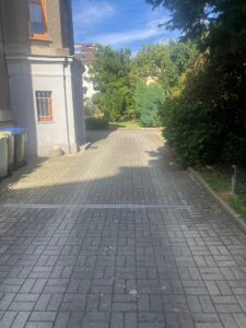 Grundstückszufahrt